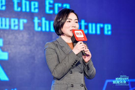 攜手并進(jìn)，共筑未來(lái) 胡君芳女士與君揚(yáng)傳媒持續(xù)深耕教育公益